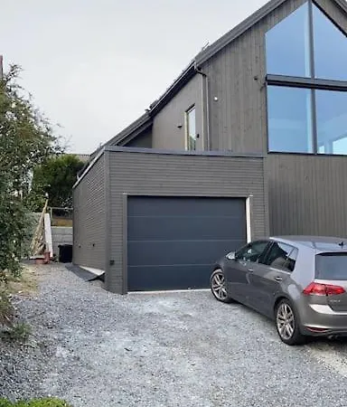 Moderne Arkitekttegnet Hus Naert Sentrum, Ons *